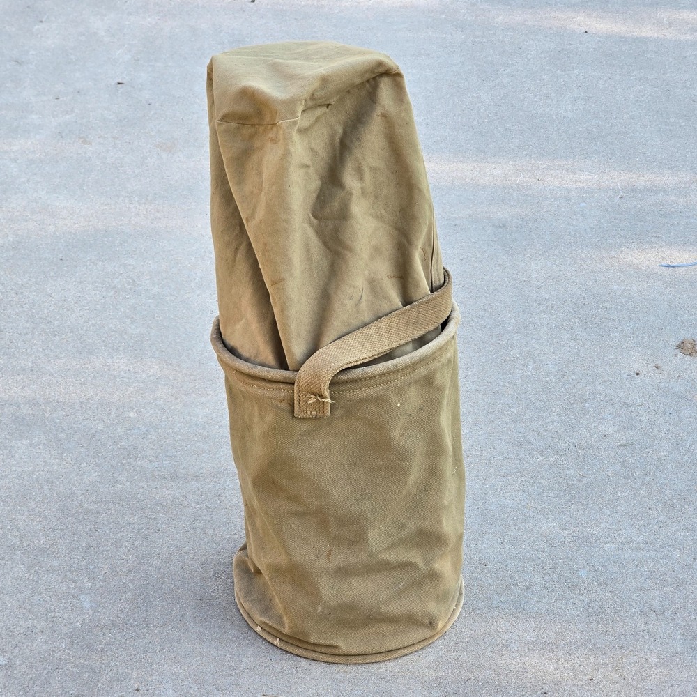 WWII US Military Army Canvas Water Bucket 1943 Collapsible Jeep Cavalry Pail - Picture 13 of 16